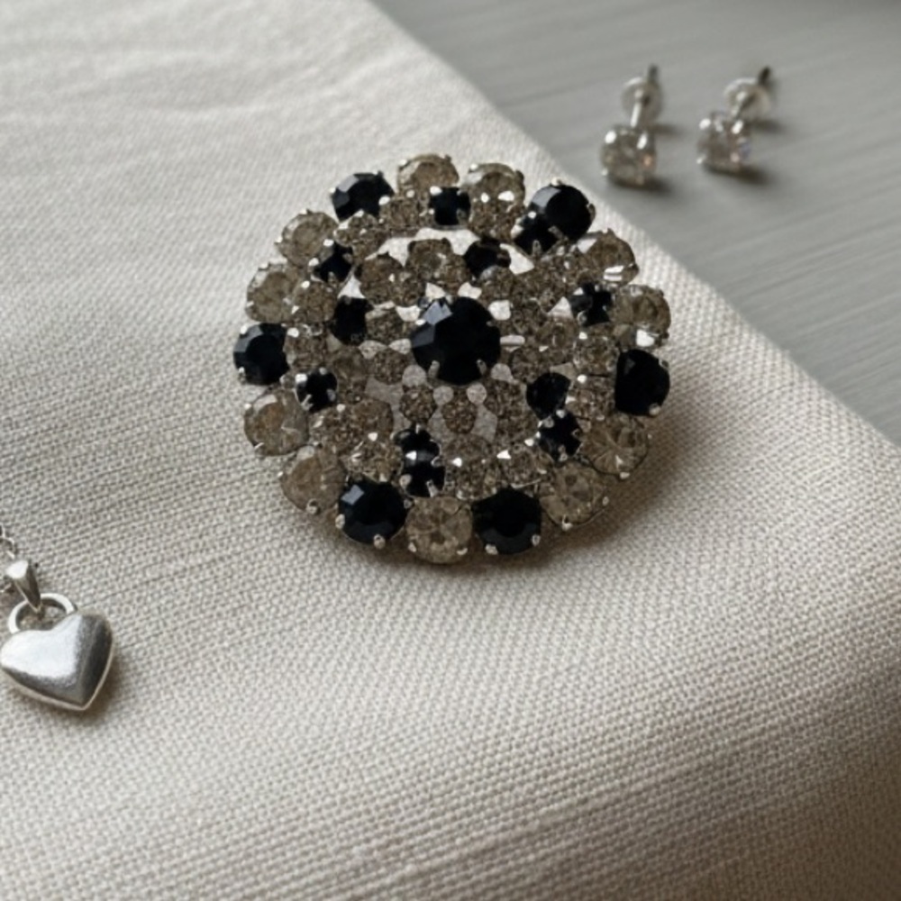 Vintage Mid-Century Tiered Rhinestone Dome Brooch